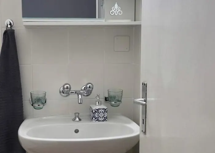 Apartament Moderne Et Chaleureux Au Coeur De - Parfait Pour Courts Sejours