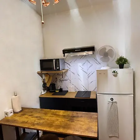 Moderne Et Chaleureux Au Coeur De - Parfait Pour Courts Sejours Cenevre