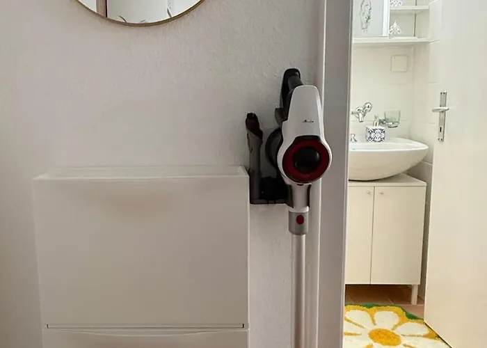 Appartement Moderne Et Chaleureux Au Coeur De - Parfait Pour Courts Sejours